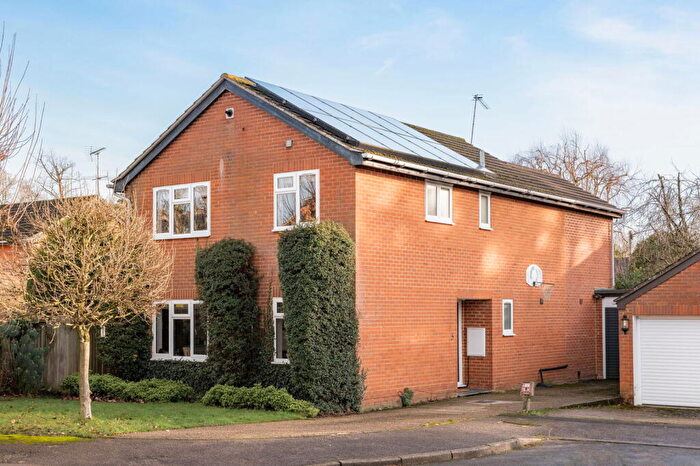 4 Bedroom Detached House For Sale In Clarkes Spring, Tring Station, Tring, Hertfordshire, HP23