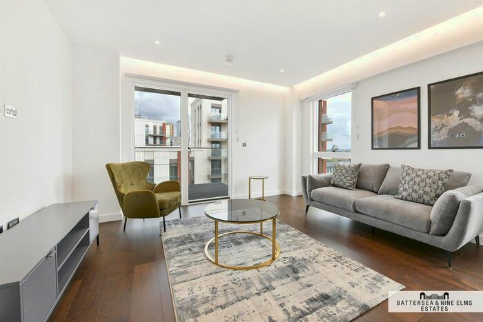 2 Bedroom Flat To Rent In Lanchester Way, London, SW11