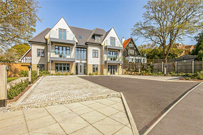 2 Bedroom Apartment For Sale In Danecourt Road, Poole, Dorset, BH14