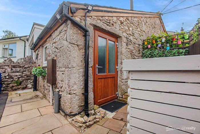 1 Bedroom Studio For Sale In Shaw Lane, Storth, LA7