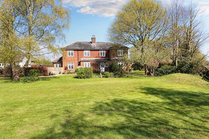 5 Bedroom Detached House For Sale In Kytes Lane, Durley, SO32