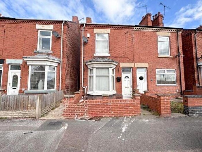 3 Bedroom Semi Detached House For Sale In Kilton Road, Worksop, Nottinghamshire, S80