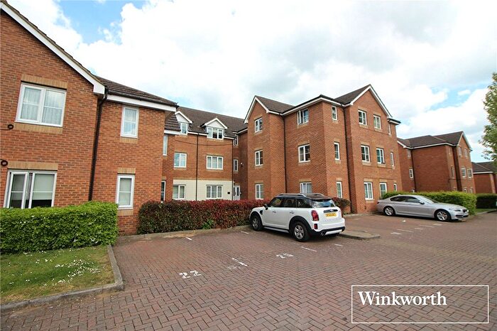 2 Bedroom Flat To Rent In Alconbury Close, Borehamwood, Hertfordshire, WD6