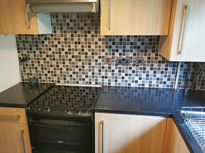 2 Bedroom Apartment To Rent In Maidenhead, Berkshire, SL6