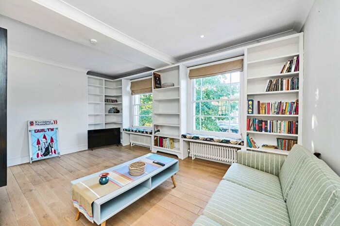 2 Bedroom Flat To Rent In Caledonian Road, London, N1