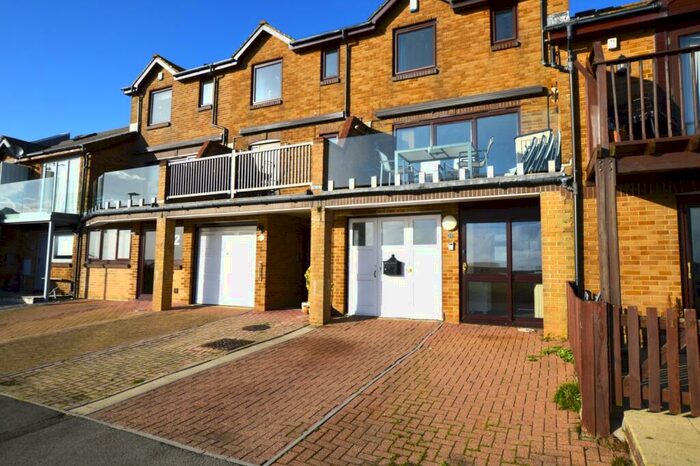 1 Bedroom Flat To Rent In Labrador Drive, Poole, BH15