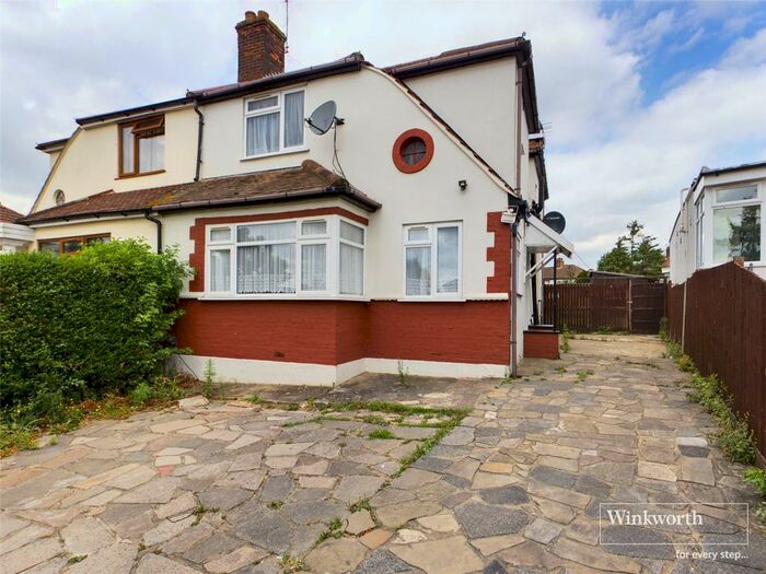 5 Bedroom Semi-Detached House To Rent In Mollison Way, Edgware, Middlesex, HA8