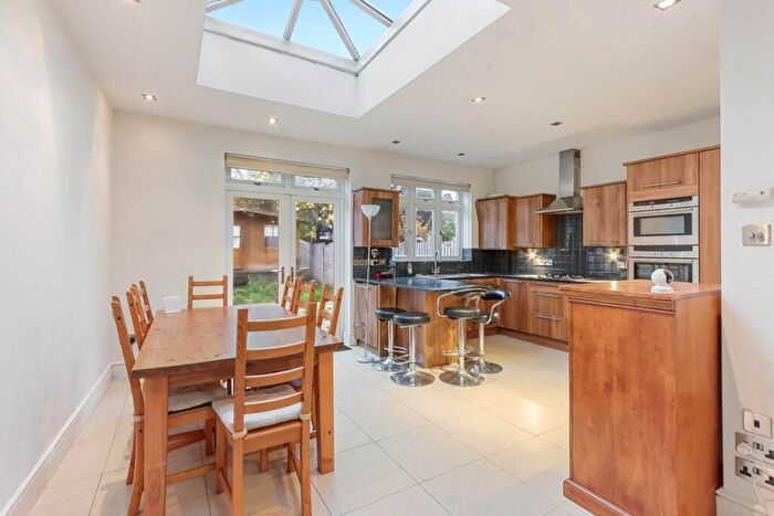 3 Bedroom Terraced House For Sale In Tottenhall Road, London, N13