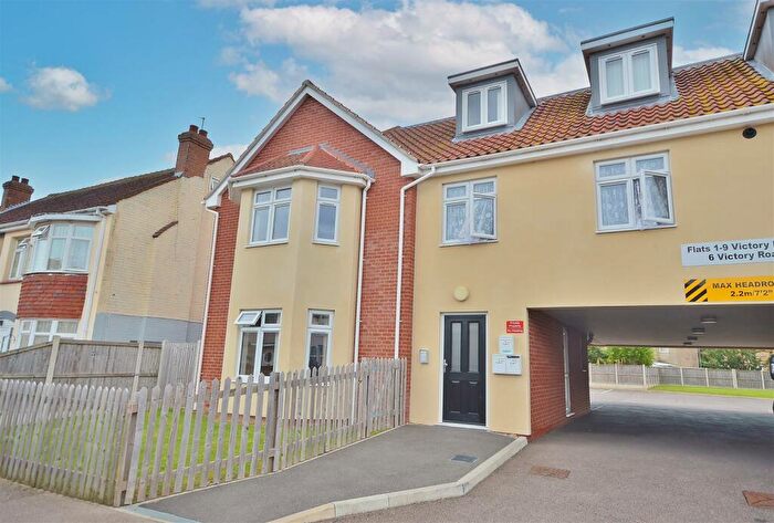1 Bedroom Flat For Sale In Victory House, Victory Road, Clacton-On-Sea, CO15