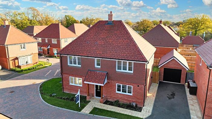 4 Bedroom Detached House For Sale In Ash Way, Orchard Park, RH14