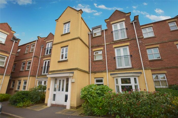 2 Bedroom Flat To Rent In Whitehall Drive, Wortley, Leeds, West Yorkshire, LS12