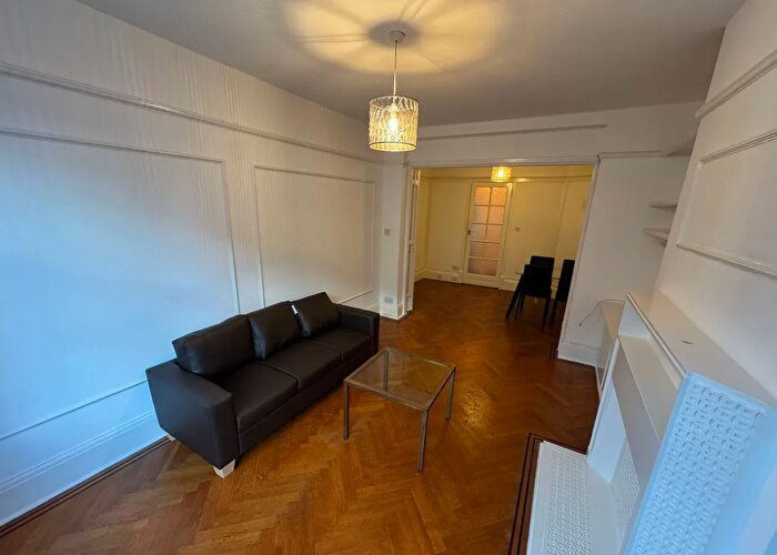 2 Bedroom Flat To Rent In Moorhen Drive, London, NW9