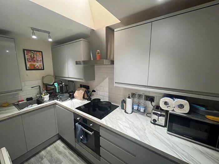 1 Bedroom Flat To Rent In Gloucester Road, Bristol, BS7
