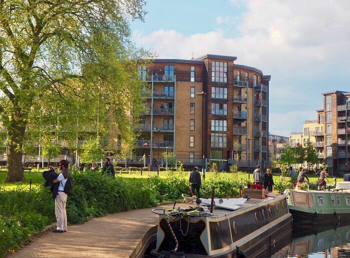 1 Bedroom Flat To Rent In Limehouse Lodge, Harry Zeital Way, E5