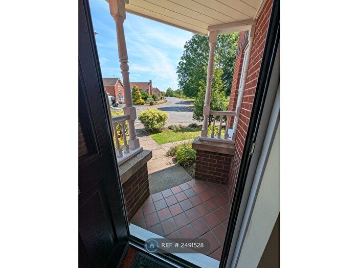 3 Bedroom Detached House To Rent In Blackthorn Way, Sutton-In-Ashfield, NG17