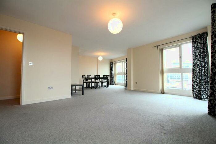 2 Bedroom Apartment To Rent In Lexington Place, Plumptre StreetLace MarketNottingham, NG1