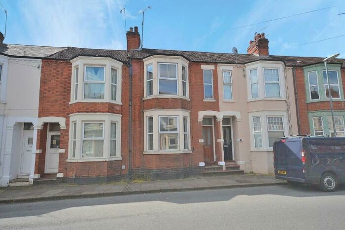 3 Bedroom Terraced House To Rent In Southampton Road, Northampton, NN4