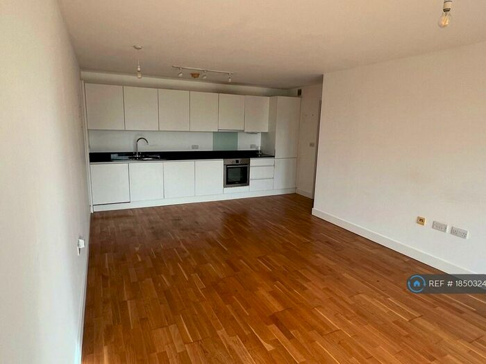 2 Bedroom Flat To Rent In Adelaide Wharf, London, E2