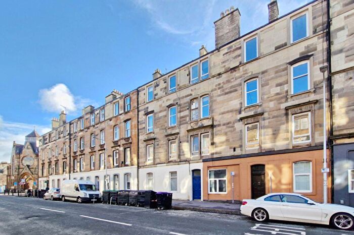 3 Bedroom Flat For Sale In / Dalmeny Street, Leith, Edinburgh, EH6