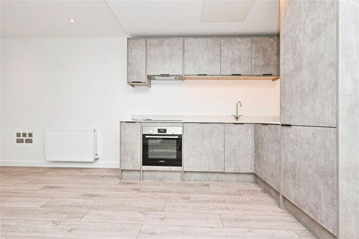 1 Bedroom Flat For Sale In Cresta House, Alma Street, Luton, LU1