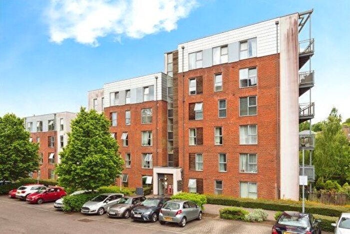 2 Bedroom Flat To Rent In Medway Road, Tunbridge Wells, TN1