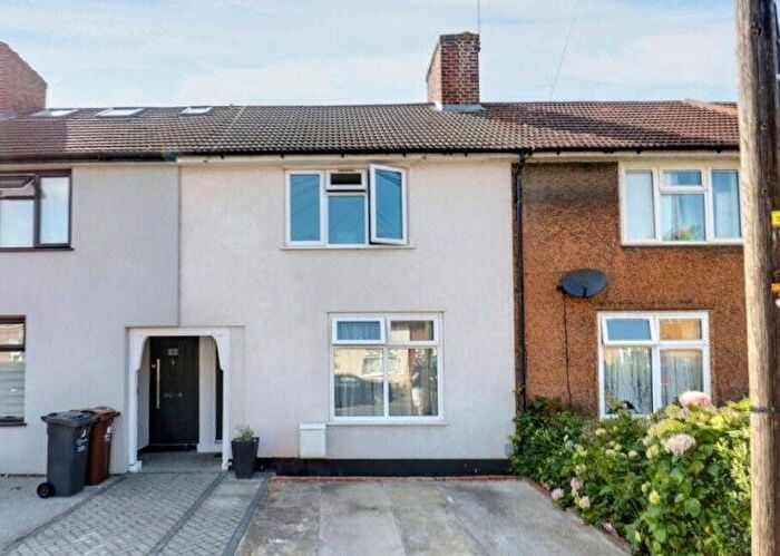 3 Bedroom Terraced House To Rent In Monmouth Road, Dagenham, RM9