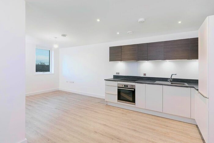 2 Bedroom Flat To Rent In Broadway, Peterborough, PE1