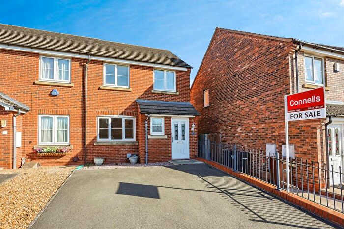 3 Bedroom Semi-Detached House For Sale In Richard Close, Melton Mowbray, LE13