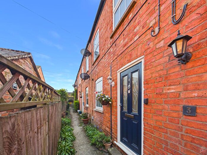 2 Bedroom Terraced House For Sale In Heath Terrace, Towcester, NN12