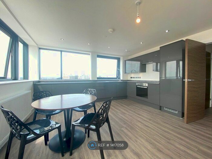 2 Bedroom Flat To Rent In Hurst Street, Liverpool, L1