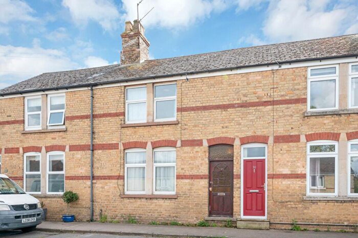 3 Bedroom Terraced House For Sale In Reform Street, Stamford, PE9