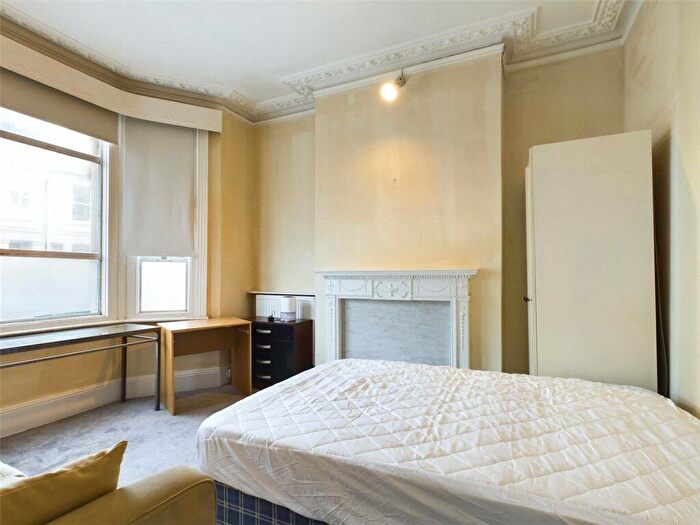 1 Bedroom Terraced House To Rent In Gladstone Place, Brighton, BN2