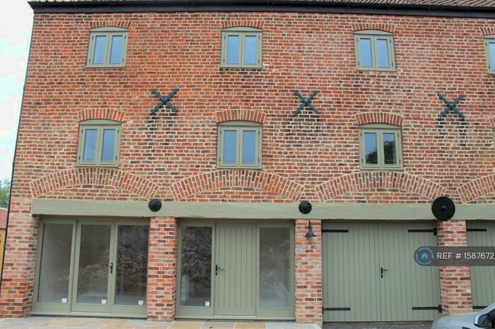 3 Bedroom Semi-Detached House To Rent In The Granary, Carrington, Boston, PE22