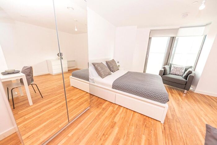 Flat To Rent In The Tower, Plaza Boulevard, Liverpool, L8
