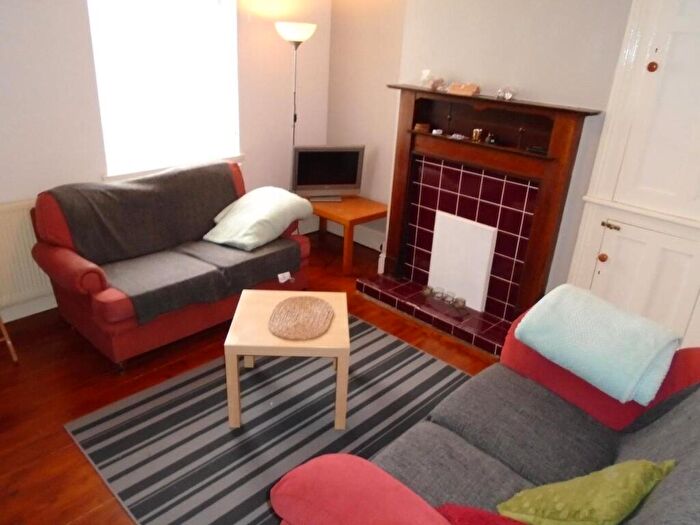 4 Bedroom House To Rent In Gelligaer Street, Cathays, Cardiff, CF24