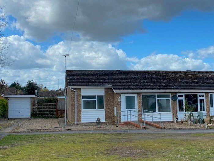 2 Bedroom Bungalow To Rent In The Paddocks, Brandon, IP27
