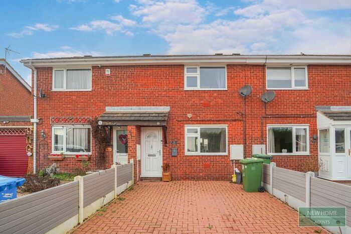 2 Bedroom Terraced House For Sale In Sunningdale, Retford, DN22