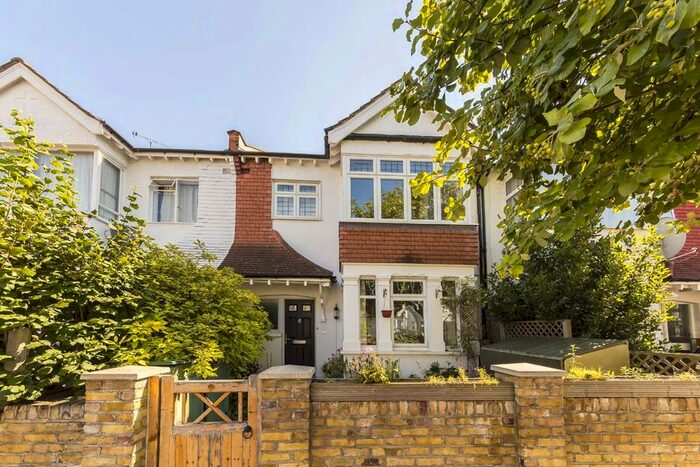 5 Bedroom Property To Rent In Midhurst Road, London, W13