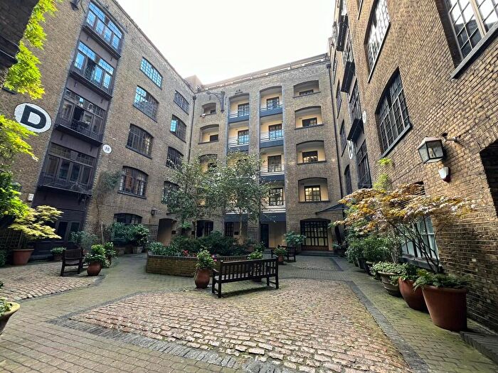 1 Bedroom Apartment To Rent In Telfords Yard, Wapping, E1W