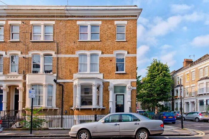 1 Bedroom Flat To Rent In Milson Road, Brook Green, London, Uk, W14
