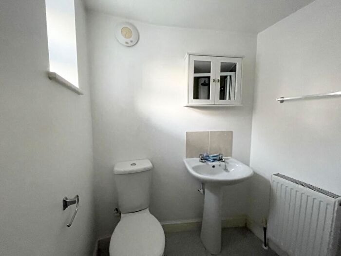 1 Bedroom Maisonette To Rent In Trafalgar Road, Horsham, RH12