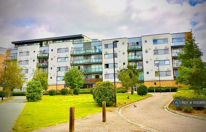 2 Bedroom Flat To Rent In Warrior Close, London, SE28