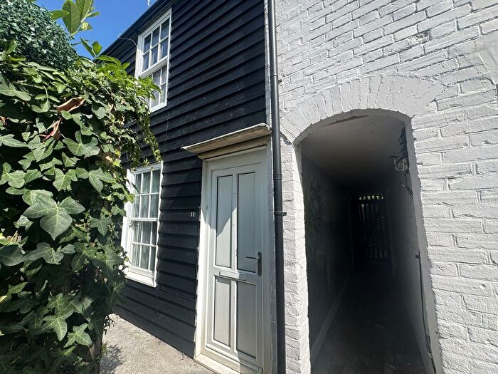 1 Bedroom Terraced House To Rent In Abbey Place, Faversham, ME13