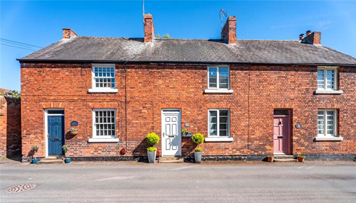2 Bedroom Terraced House For Sale In Quaker Lane, Farnsfield, Newark, Nottinghamshire, NG22