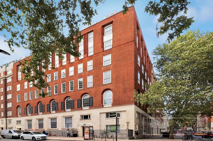 2 Bedroom Flat To Rent In Upper Woburn Place, London, WC1H