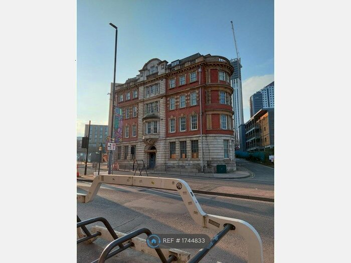 Studio To Rent In Centenary House, Leeds, LS2