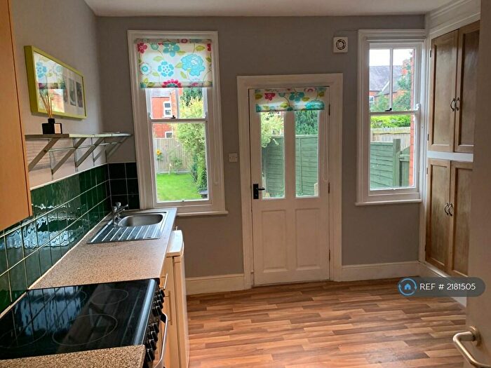 2 Bedroom Flat To Rent In Winchilsea Avenue, Newark, NG24