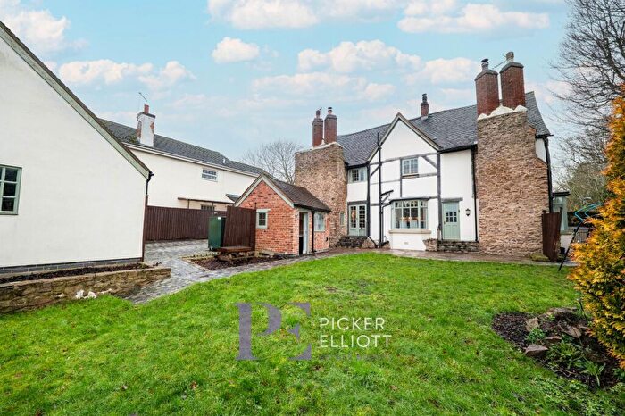 4 Bedroom Detached House For Sale In Carey Hill Road, Stoney Stanton, LE9