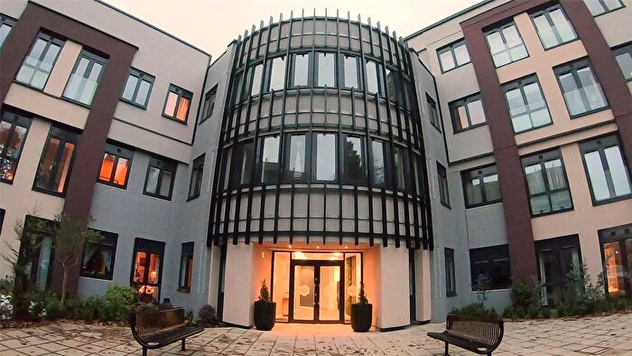 1 Bedroom Flat To Rent In Streetsbrook Road, Solihull, West Midlands, B91