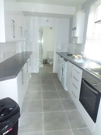 6 Bedroom Property To Rent In Tiverton Road, Selly Oak, Birmingham, B29